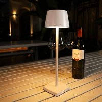 Нова Безжична настолна нощна LED лампа Дом Градина Шкаф, снимка 5 - Лед осветление - 41747723