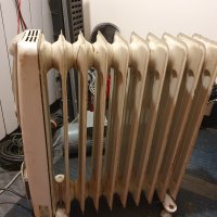 Маслени радиатори и конвекторни елетрически печки маслен радиатор, снимка 1 - Радиатори - 13649332