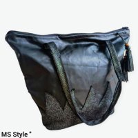 Дамска чанта от естествена кожа с пискюли , снимка 4 - Чанти - 41262042