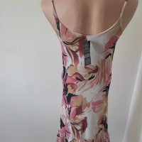 Продавам елегантна дамска рокля с презрамки, снимка 5 - Рокли - 41736908