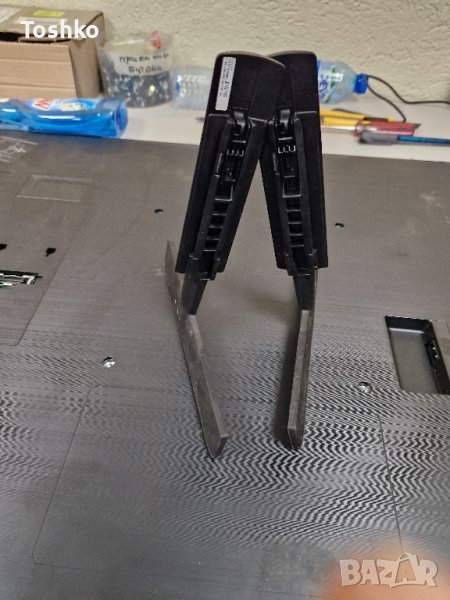 Стойка крачета за ТВ SAMSUNG UE43AU8072U, снимка 1