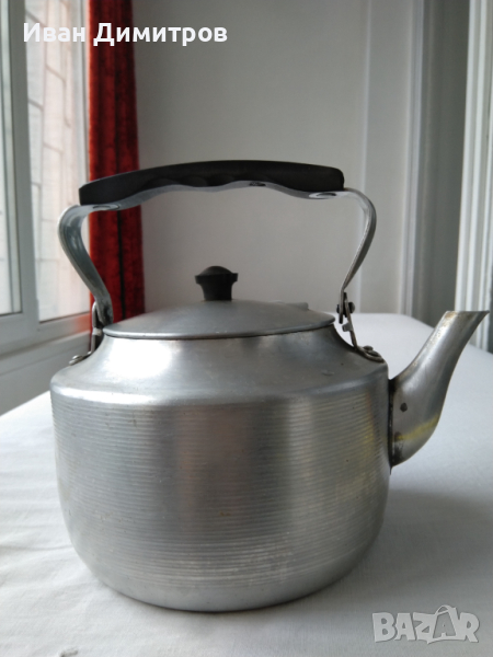 Алуминиев чайник Красной въйбожец, снимка 1