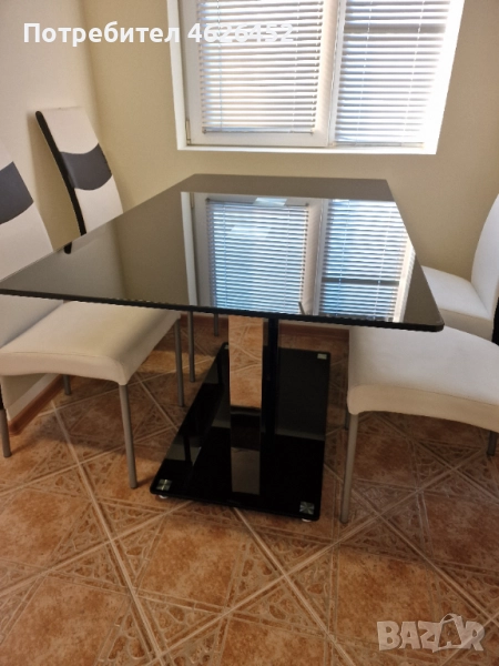 Трапезна маса, снимка 1