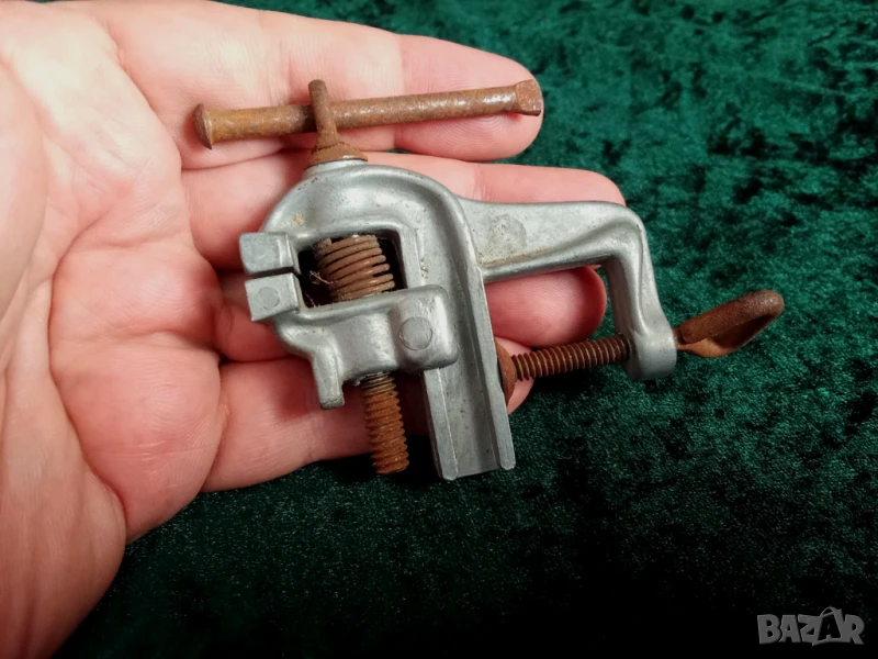 Малко Бижутерско Менгеме Часовникарско, снимка 1