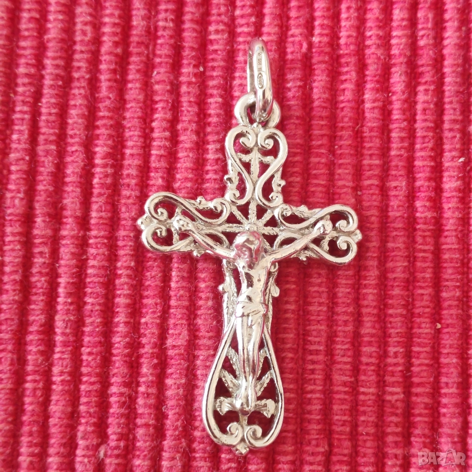 Красив сребърен кръст. , снимка 1