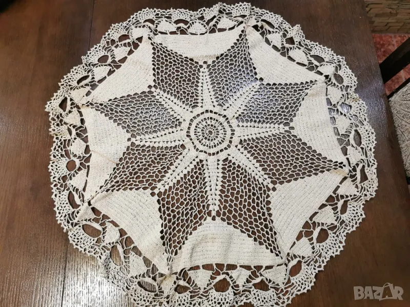 карета плетени на една кука , снимка 1