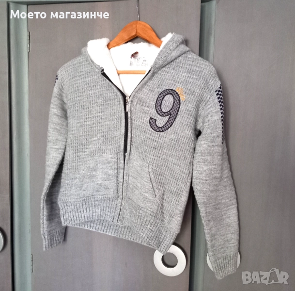 Нова мекичка и много топла плетена жилетка/връхна дреха с качулка, размер 134–140, снимка 1