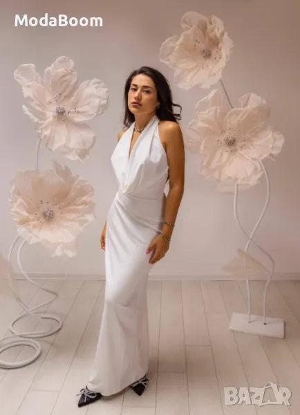 Дълга бяла дамска рокля , снимка 1