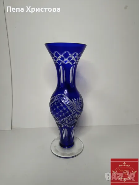 Ваза от оловен кобалтов кристал с ръчна гравировка, снимка 1