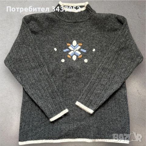 Вълнена блуза/пуловер 