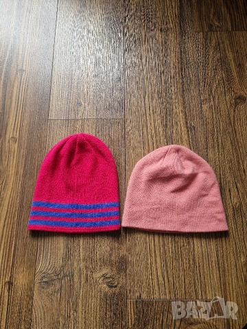 Страхотни дамски шапки ADIDAS и HELLY HANSEN, един размер, снимка 4 - Шапки - 53394926