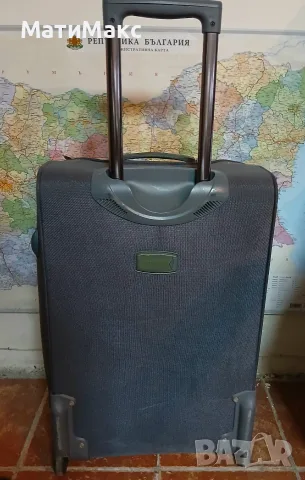Куфар голям с дръжка на колела, снимка 3 - Куфари - 56214964