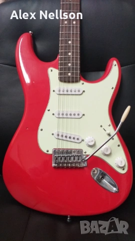 Продавам - Squier vintage vibe stratocaster 2010 Korea, снимка 2 - Китари - 53836334