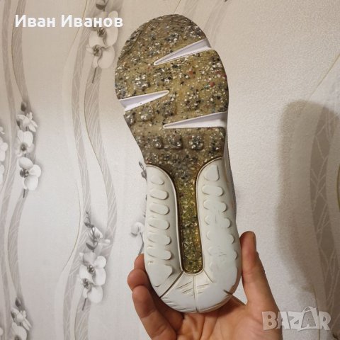 оригинални маратонки Nike Air Max 2090 номер 38,5-39, снимка 4 - Маратонки - 37158984