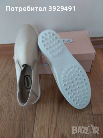 Спортни обувки , снимка 3 - Дамски ежедневни обувки - 44583912
