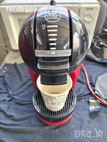 Кафемашина с капсули Krups Dolce Gusto®  MINI ME, снимка 3 - Кафемашини - 50502370