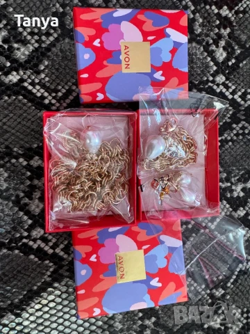 Lestari комплект - гривна , обеци , колие AVON , снимка 3 - Бижутерийни комплекти - 50671499