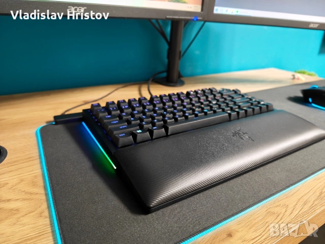 Razer BlackWidow V4 75% - Leobog Graywood v4 суичове, снимка 4 - Клавиатури и мишки - 52990640