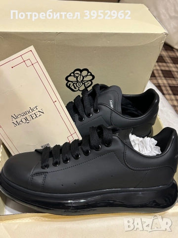 Продавам Alexander Mcqeen 44номер, снимка 2 - Маратонки - 53089724