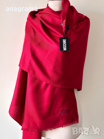 Moschino нов червен шал , снимка 8 - Шалове - 44808954