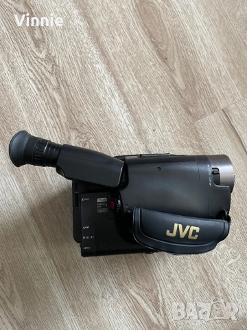 JVC VHS camera, снимка 7 - Плейъри, домашно кино, прожектори - 52343239