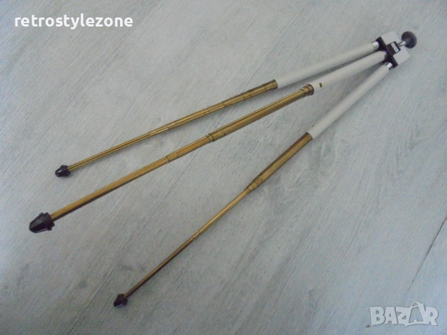 № 8528 Стар телескопичен фотографски статив Universa Germany  , снимка 4 - Други ценни предмети - 53848280