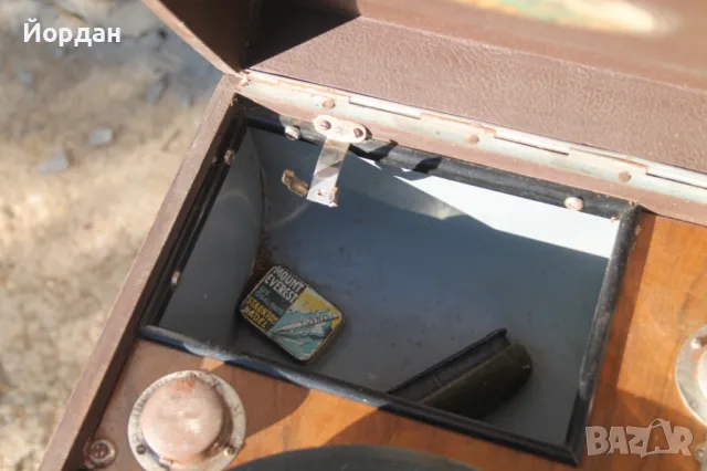 Стар грамофон, снимка 7 - Грамофони - 47452220