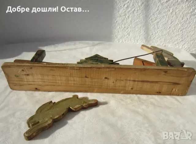 Механични играчки: стара механична играчка, с зайци, кълвящи дървени пиленца, мечета, снимка 4 - Антикварни и старинни предмети - 48649640