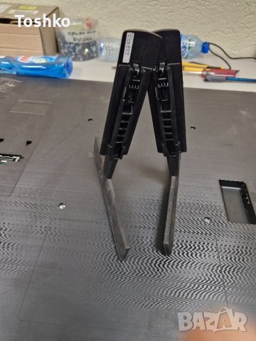 Стойка крачета за ТВ SAMSUNG UE43AU8072U