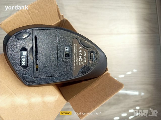 Вертикална ергономична безжична мишка, снимка 5 - Клавиатури и мишки - 40319691