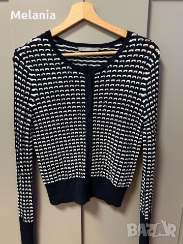 Две дамски жилетки – Esprit и Jake, размер S, снимка 2 - Жилетки - 52104059