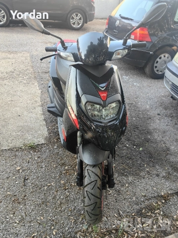 Aprilia SR125 Motard 2016 Malossi, снимка 3 - Мотоциклети и мототехника - 52438007