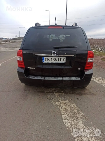 Kia Carnival, снимка 9 - Автомобили и джипове - 53424907