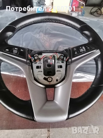 Продавам оригинален кожен мулти волан за Шавролет Трак 2011г , снимка 4 - Аксесоари и консумативи - 52636567