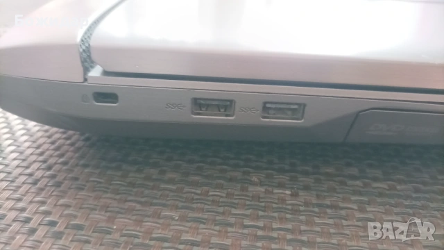 продавам лаптоп Asus 17"3, снимка 3 - Лаптопи за игри - 53849000