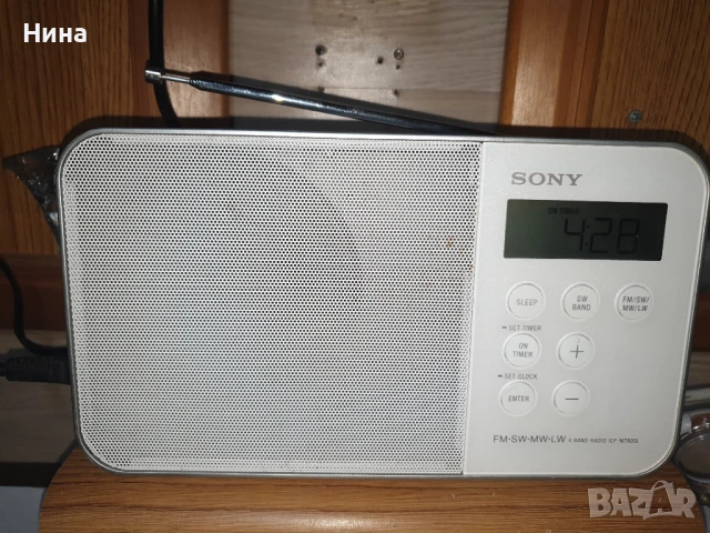 цифрово японско радио SONY 