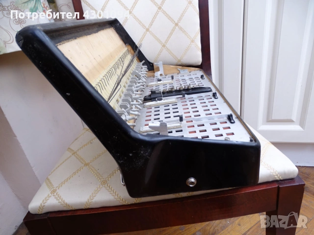 Корпус за Акордеон Weltmeister Stella 96 баса, снимка 4 - Акордеони - 53103700