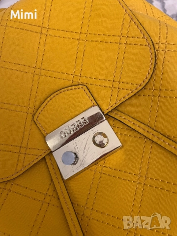 Guess дамска раница, снимка 2 - Раници - 47297497