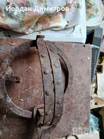 ГОЛЯМ КАПАН ЗА ХИШНИЦИ С ШИПОВЕ