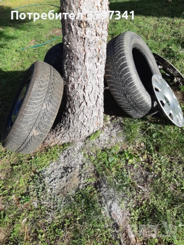 195/65/15 Фулда 3 гуми на 2 джанти Голф 4