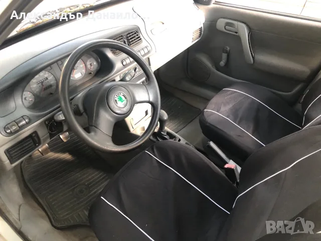 Шкода фелиция 1.3 2001г., снимка 4 - Автомобили и джипове - 56162728