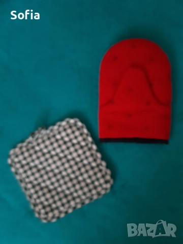 Покривки ръчна изработка : Елипса в бяло от 90-те/БГ Шевици 5бр с бродерии/Ръкохватки , снимка 14 - Покривки за маси - 31525020