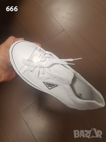 Обувки, снимка 3 - Дамски ежедневни обувки - 41504136