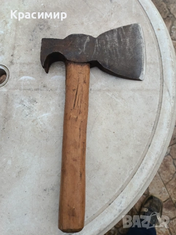  Стара брадва, топор