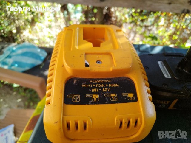 Винтоверт Dewalt 18v li-on, снимка 3 - Винтоверти - 41657380