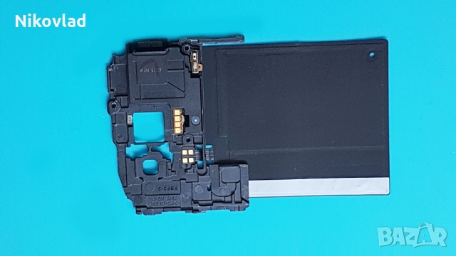 Среден капак Samsung Galaxy A3 (2017), снимка 2 - Резервни части за телефони - 36062614
