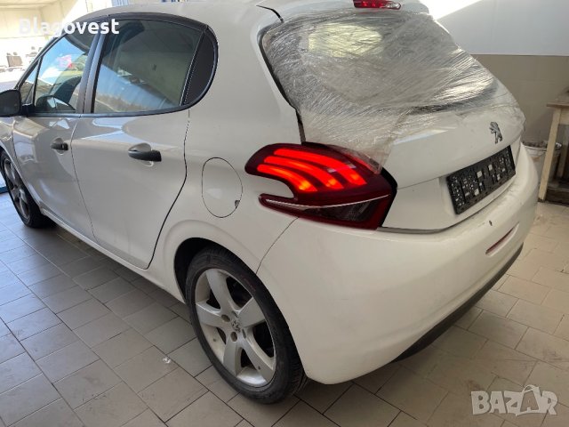 peugeot 208 1.6hdi 75hp НА ЧАСТИ, снимка 3 - Автомобили и джипове - 44354358