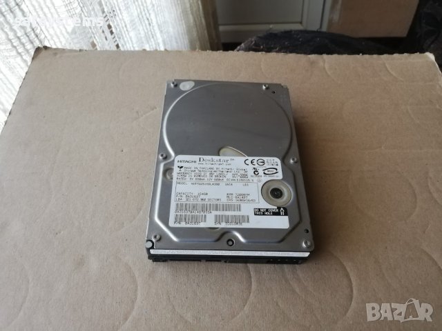 Хард диск Hitachi HGST HDT722516DLA380 160GB SATA 3.0Gb/s, снимка 1 - Твърди дискове - 35662735