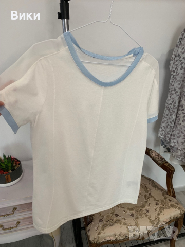 Красив модел дамска тениска в размер M-L, снимка 7 - Тениски - 44614464