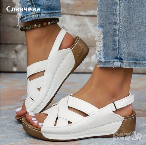 Дамски сандали